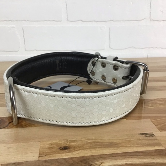 Madcow Ecru black genuine leather contemporary country vibe dog collar handmade - Picture 4 of 15